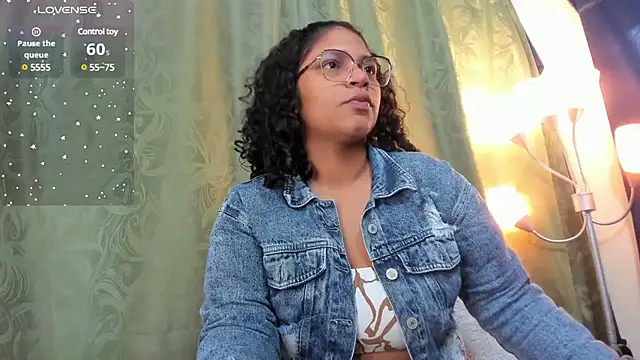 Snapshot of iriss_25 chatting on 03-09-25, 12:20 iriss 25 online show from 03-09-25, 12:20