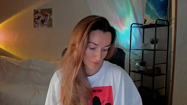 RebeccaMartinez online show from 12-18-25, 07:14