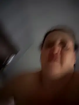 Snapshot of moonlightprincess0611 chatting on 10-10-25, 02:49 moonlightprincess0611 online show from 10-10-25, 02:49