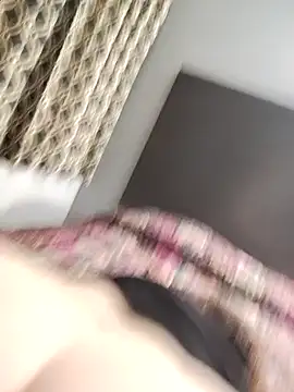 Snapshot of moonlightprincess0611 chatting on 11-01-25, 11:12 moonlightprincess0611 online show from 11-01-25, 11:12