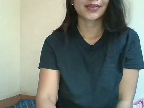  smiling4u  online show from 07-13-26, 01:30