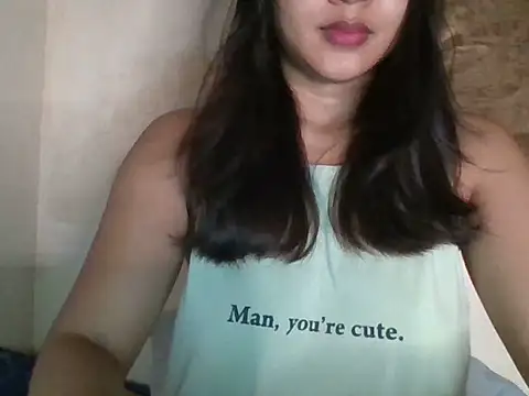  smiling4u  online show from 07-18-26, 06:01