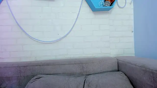 DEVA BLUE  online show from 02-10-25, 06:53