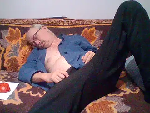 Snapshot of cumloverboyxx69 chatting on 02-05-25, 10:33 cumloverboyxx69 online show from 02-05-25, 10:33