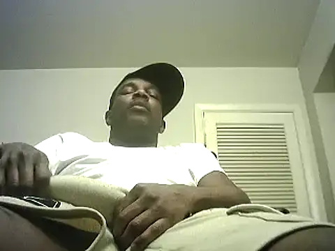 Snapshot of ThugDick79 chatting on 12-02-24, 05:48 ThugDick79 online show from 12-02-24, 05:48