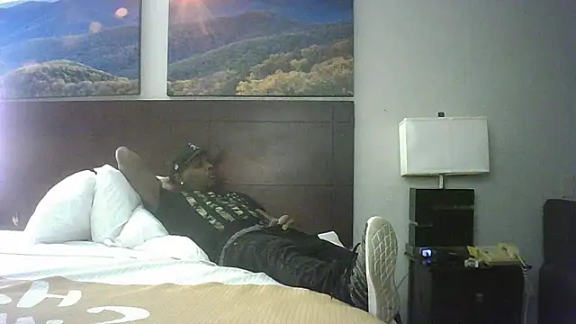 Snapshot of ThugDick79 chatting on 03-02-25, 06:37 ThugDick79 online show from 03-02-25, 06:37