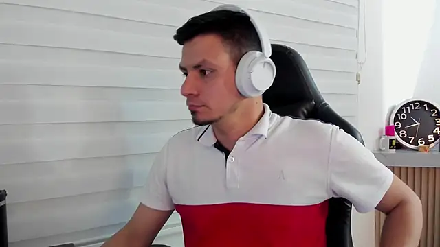 Rick Diesel  online show from 10-28-25, 03:43