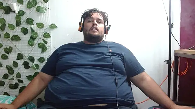 Snapshot of altairstudiosvip_ chatting on 02-05-25, 02:48 altairstudiosvip  online show from 02-05-25, 02:48