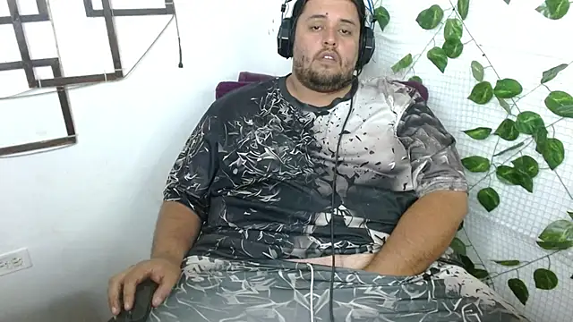 Snapshot of altairstudiosvip_ chatting on 09-30-25, 02:55 altairstudiosvip  online show from 09-30-25, 02:55