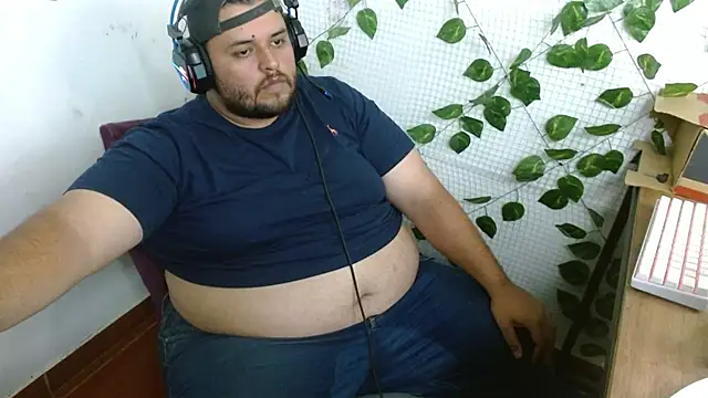 Snapshot of altairstudiosvip_ chatting on 10-14-25, 03:02 altairstudiosvip  online show from 10-14-25, 03:02
