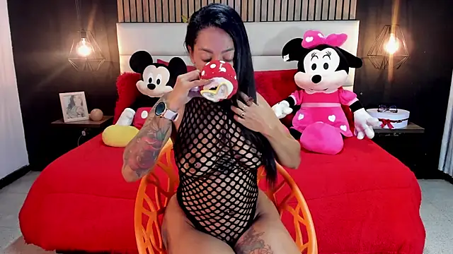 NiicolleMiller online show from 03-12-25, 04:02