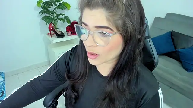 BellaFlaming online show from 03-20-25, 10:10