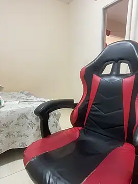 -Marivalda- online show from 04-18-26, 09:35