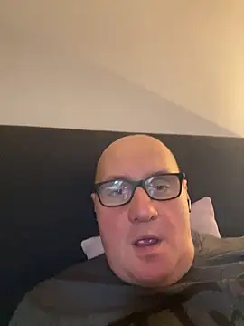 Snapshot of vanjbi45 chatting on 12-08-24, 12:30 vanjbi45 online show from 12-08-24, 12:30