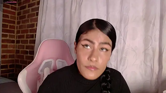 Snapshot of Salome_Cherie chatting on 07-23-26, 10:40 Salome Cherie online show from 07-23-26, 10:40