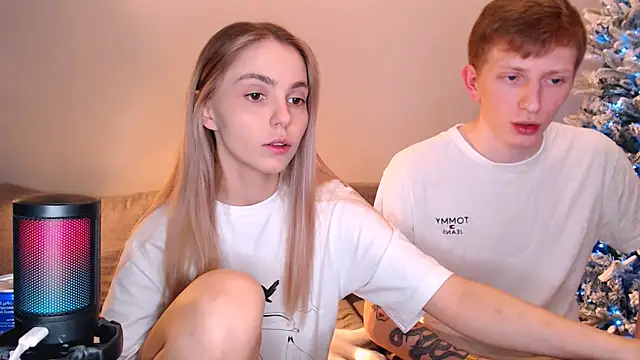 juliaanddima online show from 12-20-25, 09:44