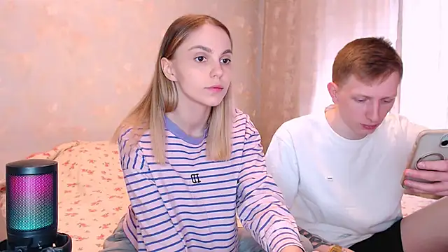 juliaanddima online show from 05-07-26, 07:03