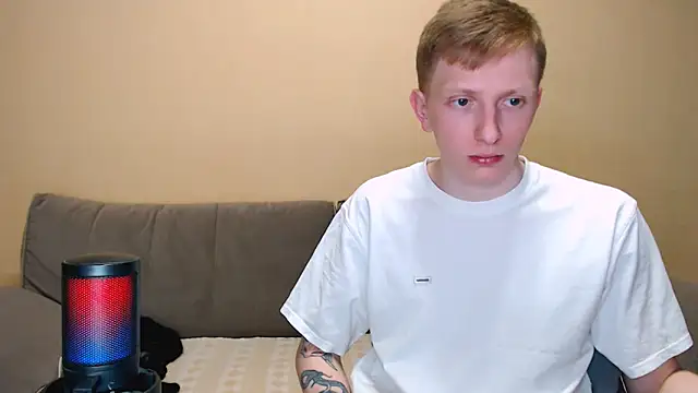 juliaanddima online show from 05-12-26, 09:34
