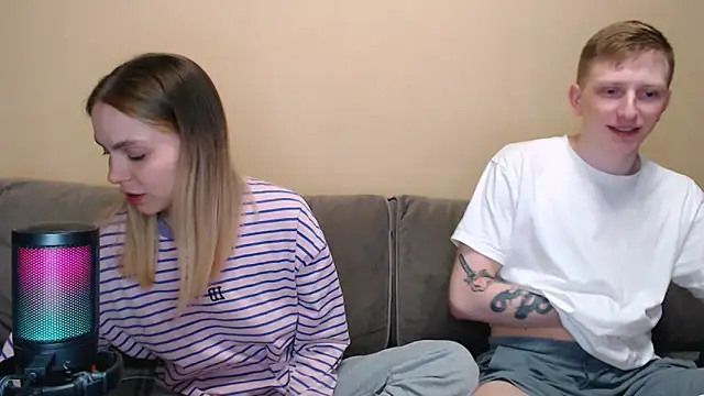 juliaanddima online show from 06-19-26, 09:29