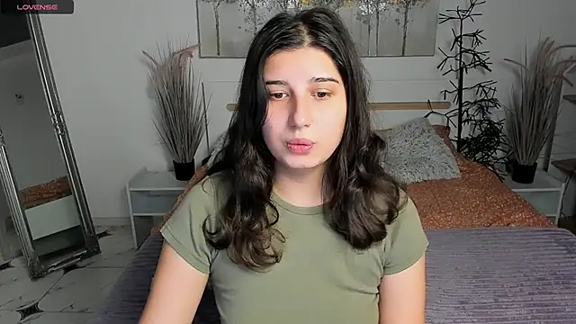 Linda EX online show from 12-06-24, 07:32