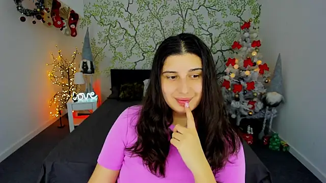 Linda EX online show from 01-03-25, 07:49