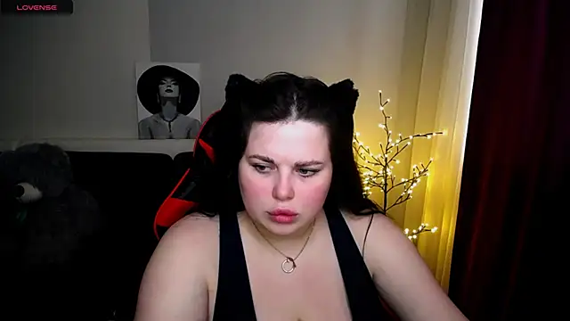 Emily Mo online show from 02-22-25, 12:40