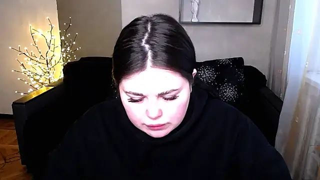 Emily Mo online show from 03-17-25, 06:51