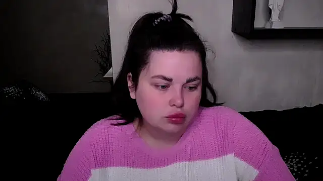 Emily Mo online show from 10-09-25, 05:38