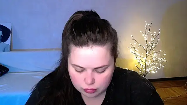 Emily Mo online show from 06-04-26, 05:46