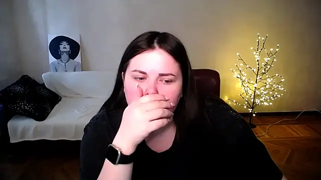 Emily Mo online show from 06-20-26, 06:16