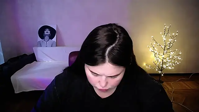 Emily Mo online show from 06-26-26, 05:56