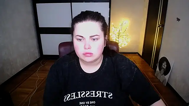 Emily Mo online show from 07-22-26, 05:54