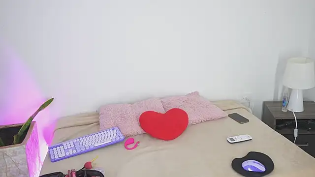 Anais aradia online show from 07-31-26, 02:22