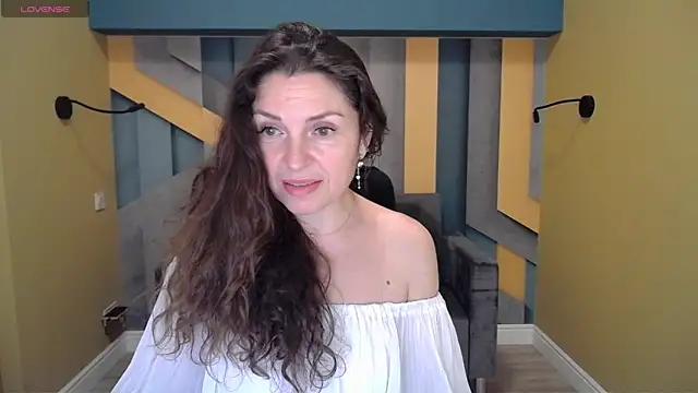 EllaLong online show from 12-13-24, 03:32