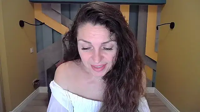 EllaLong online show from 12-15-24, 12:28