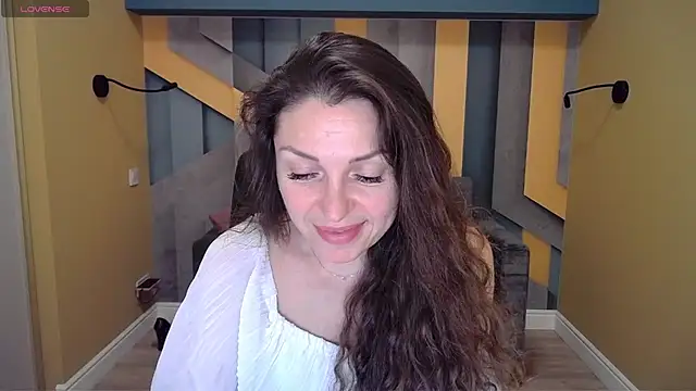 EllaLong online show from 12-17-24, 03:39