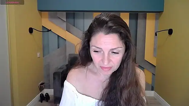 EllaLong online show from 12-28-24, 03:37