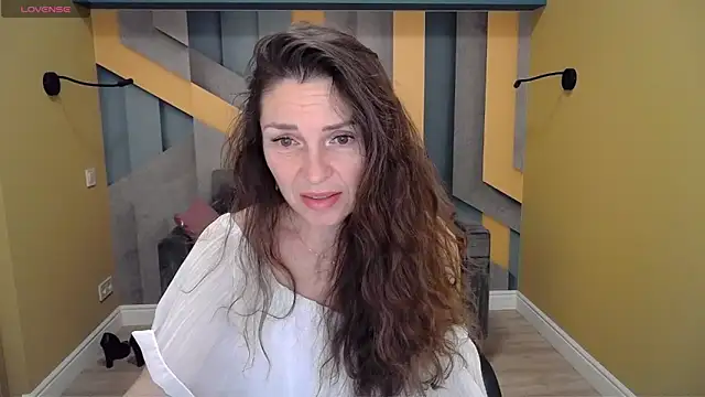 EllaLong online show from 01-12-25, 12:33