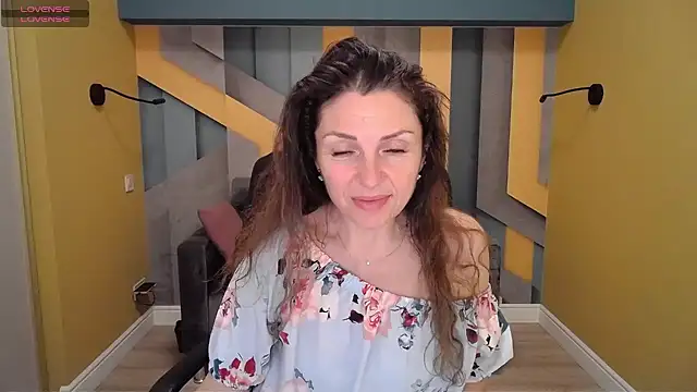 EllaLong online show from 01-29-25, 03:37