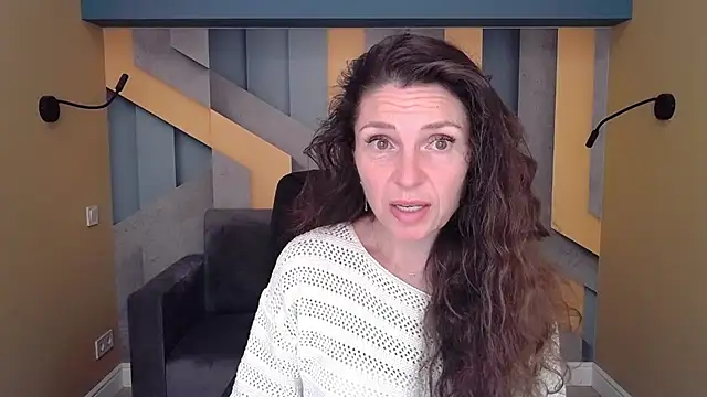 EllaLong online show from 09-29-25, 11:37