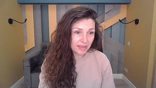 EllaLong online show from 03-08-26, 12:42