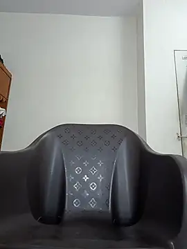  surbhi  online show from 10-04-25, 07:06