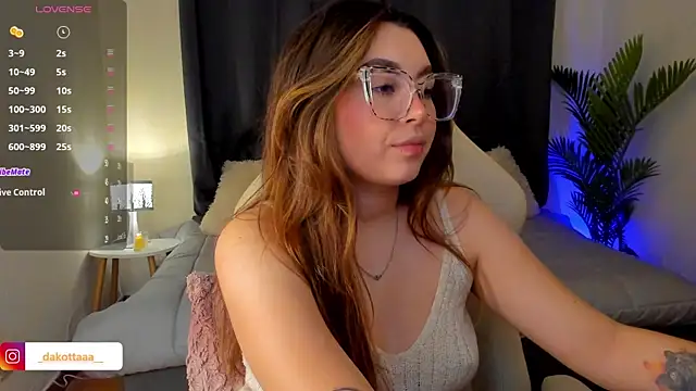 dakottaa  online show from 10-29-25, 11:39