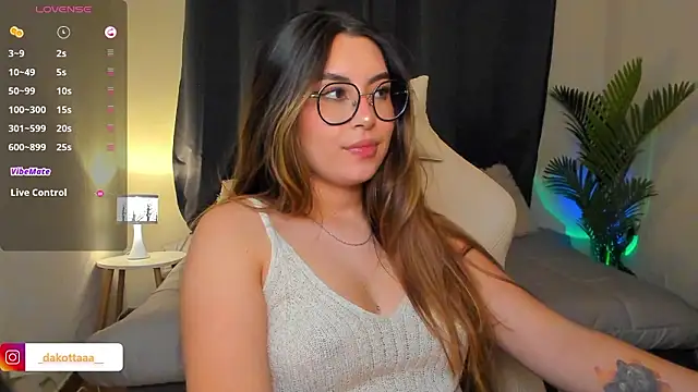 dakottaa  online show from 03-05-26, 12:06