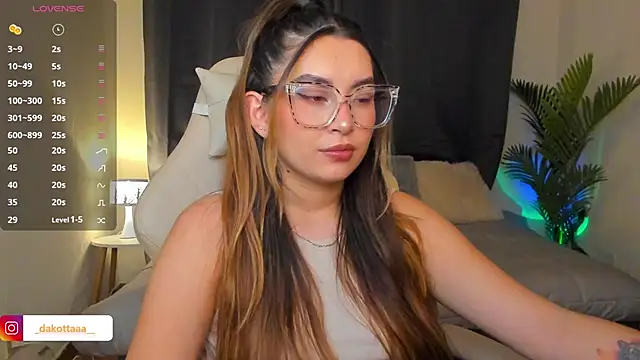 dakottaa  online show from 03-07-26, 11:35