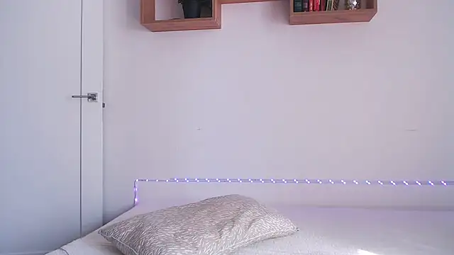 Karolina love  online show from 03-29-26, 11:32