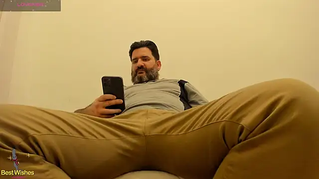 Maxi TheBigDaddy online show from 01-14-25, 02:19