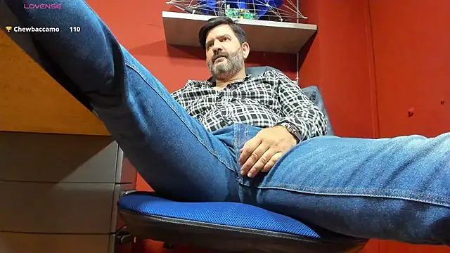 Maxi TheBigDaddy online show from 03-11-25, 04:51