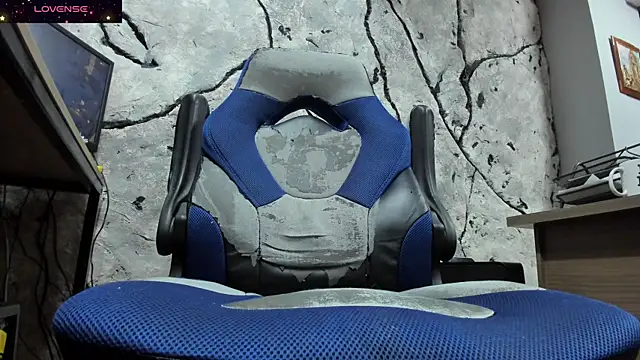 Maxi TheBigDaddy online show from 09-08-25, 02:27