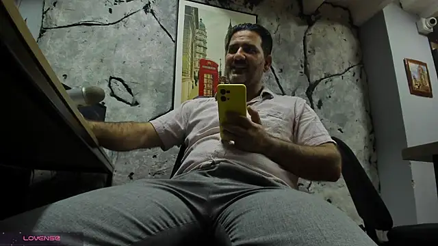 Maxi TheBigDaddy online show from 01-15-26, 06:00